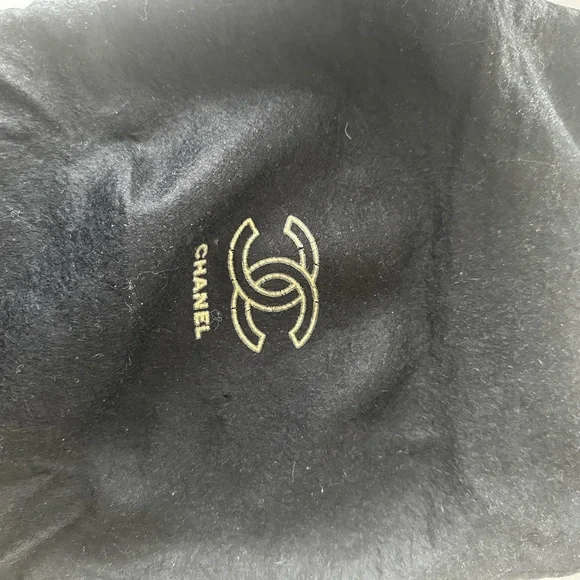 Chanel Black Patent Vanity 4 series 1997 - Picture 15 of 16